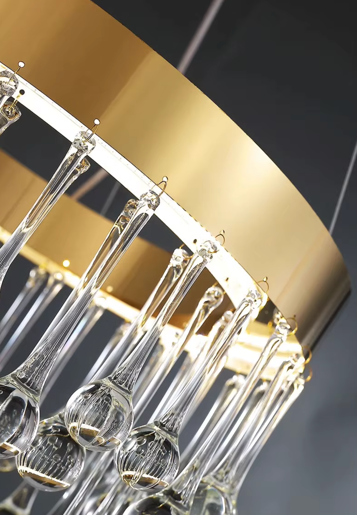 Ice droplet chandelier with gold band