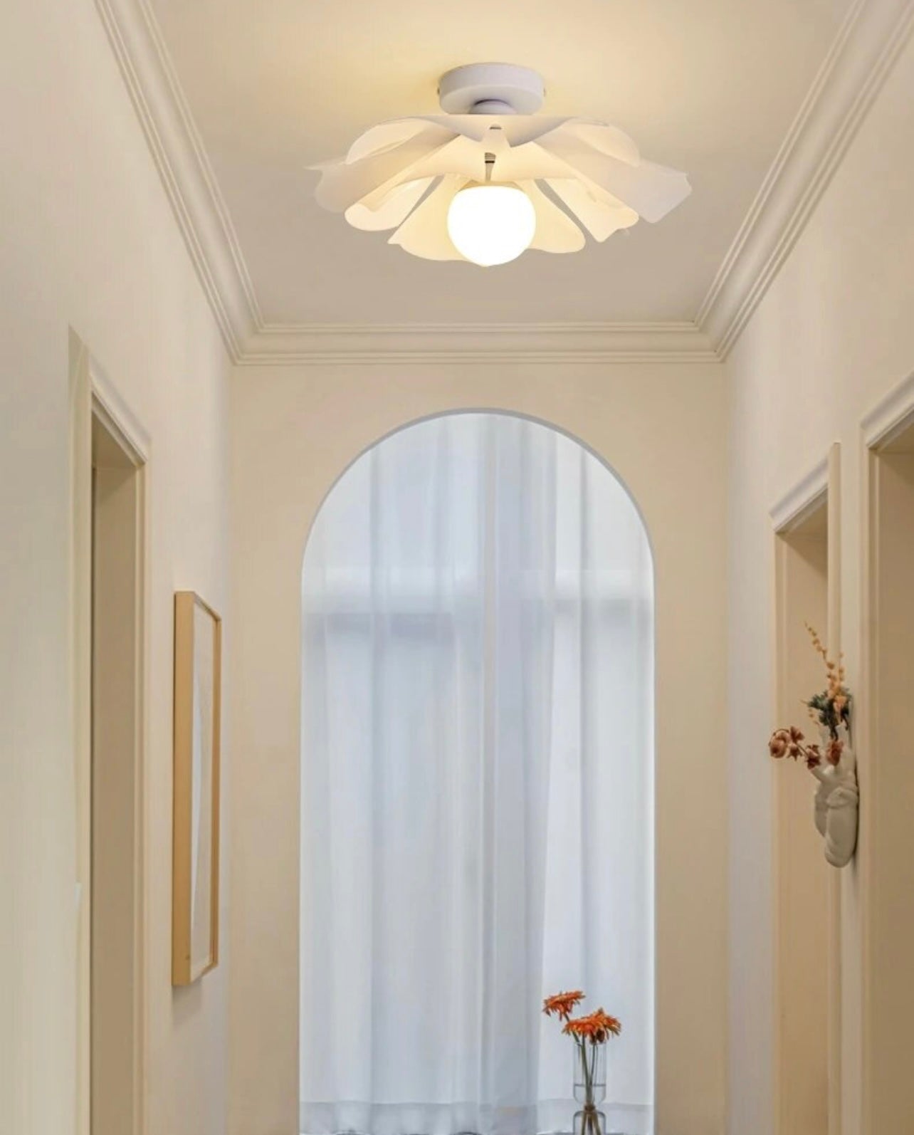 Modern Simple Lily Pendant Lights