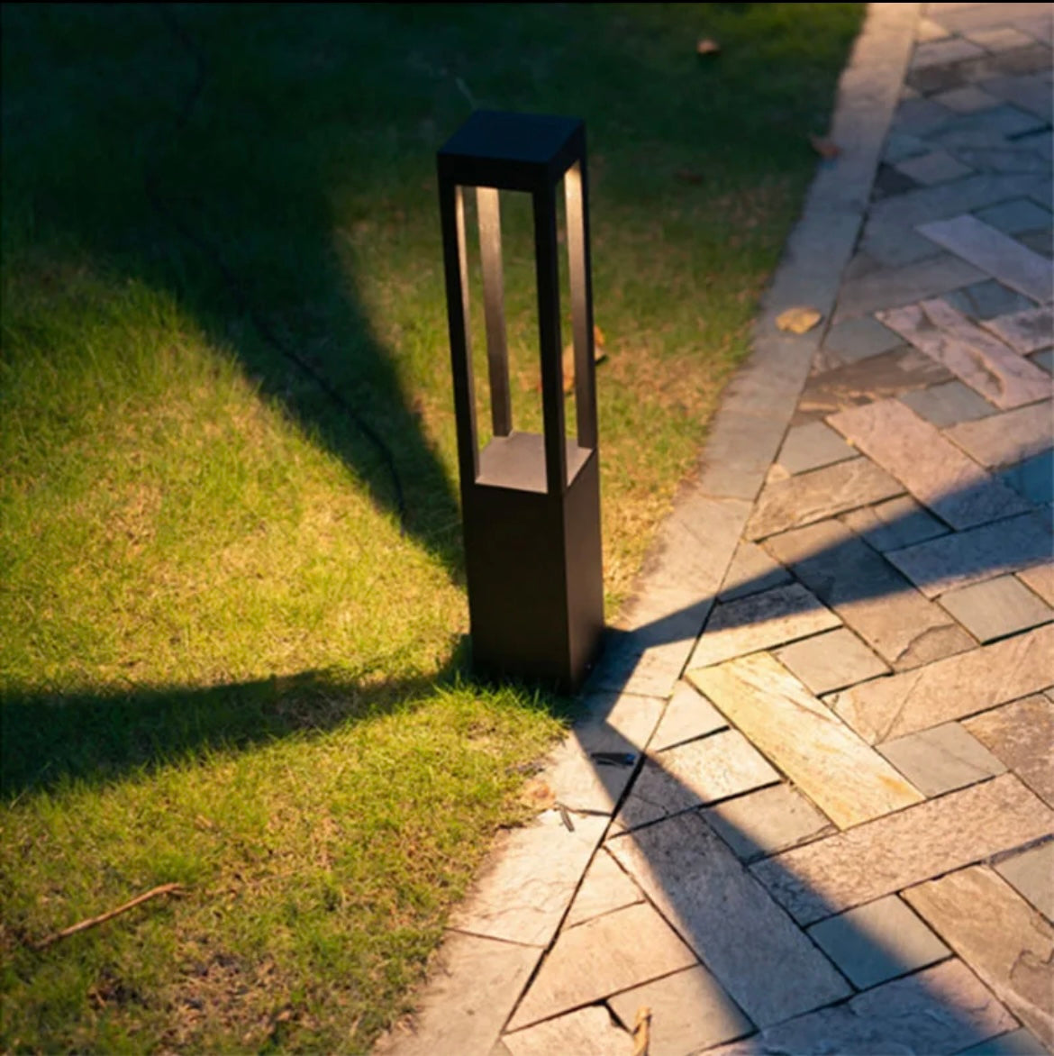 Outdoor Waterproof LED Square Long Lawn Light