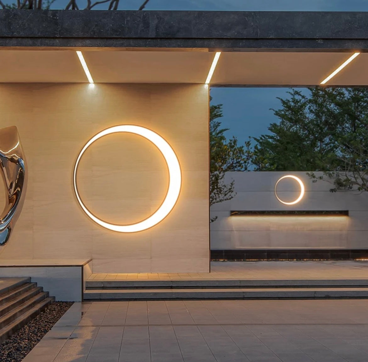 moon shape outdoor light